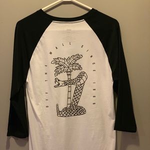 Vans crew neck style, 3/4 length baseball sleeves